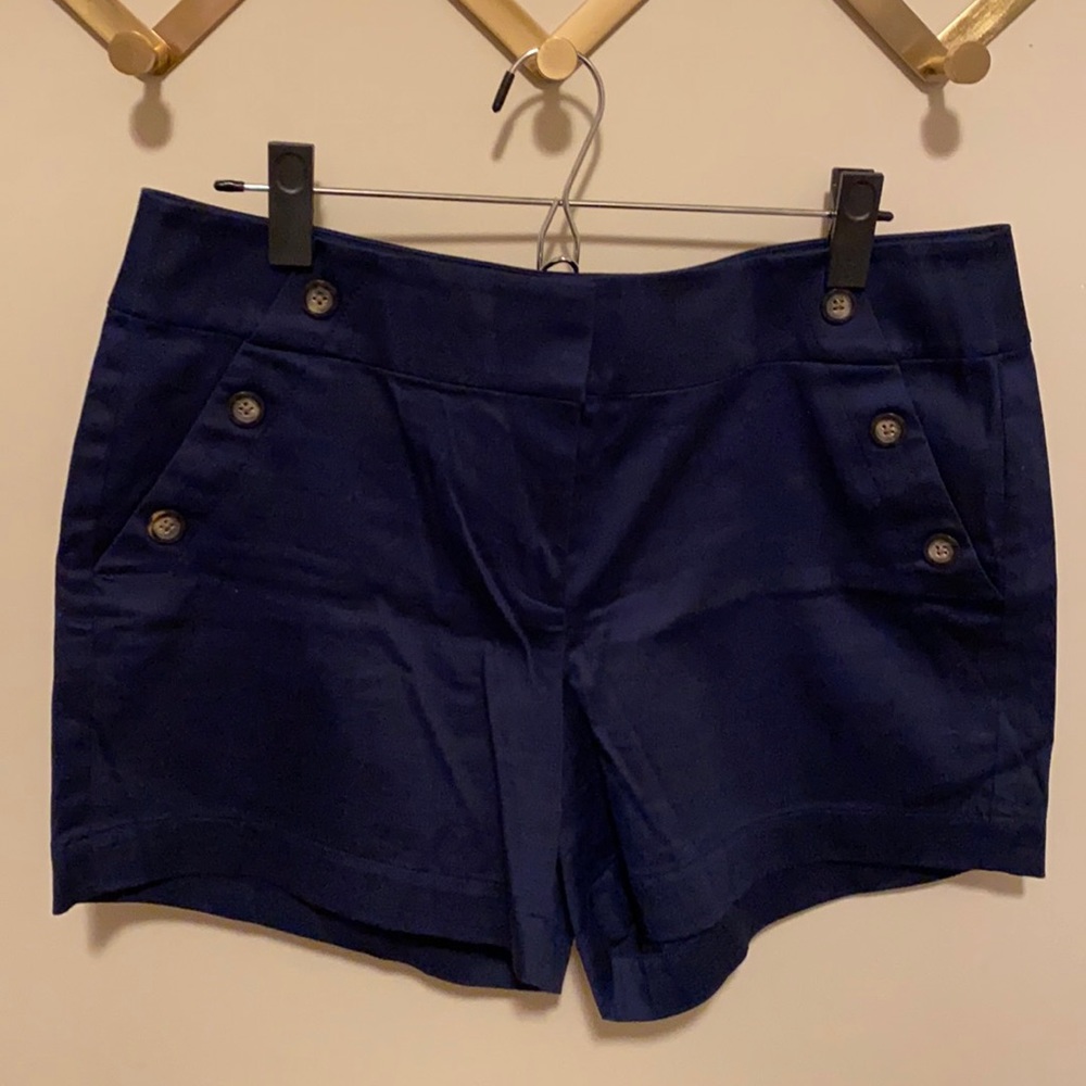 WHBM navy shorts size 10, 5” inseam